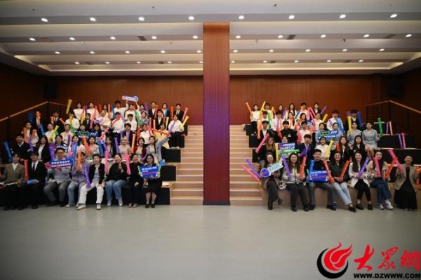 广盛网 青岛城市学院举办第二届全环境立德树人成果展示交流活动