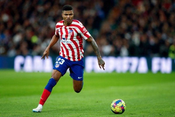 珺牛策略 马卡报: 马竞和雷尼尔多续签短约, 球员将效力至世俱杯结束