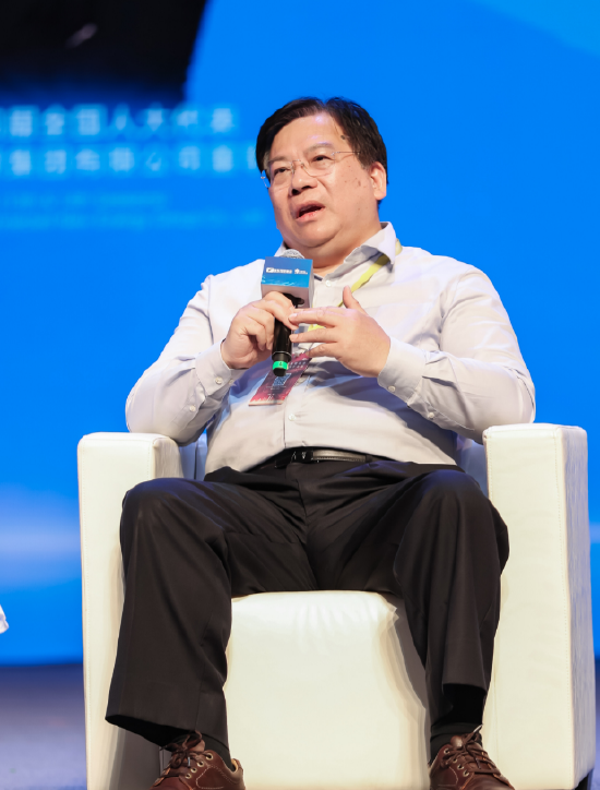 申银证券 沈坤荣：在发展智能技术时，需加强风险管控